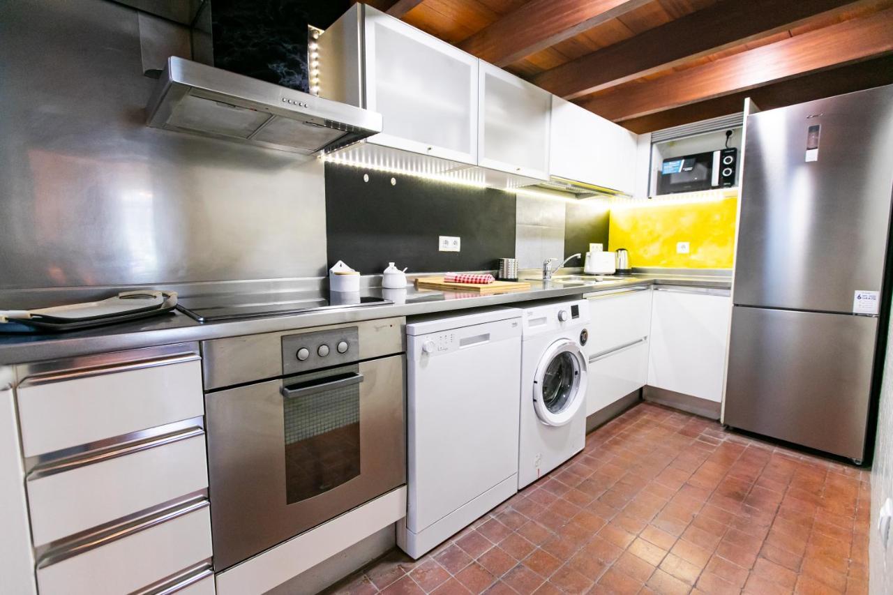 Apartamento 3 Dormitorios En Calle San Vicente. Sevilla Exteriér fotografie