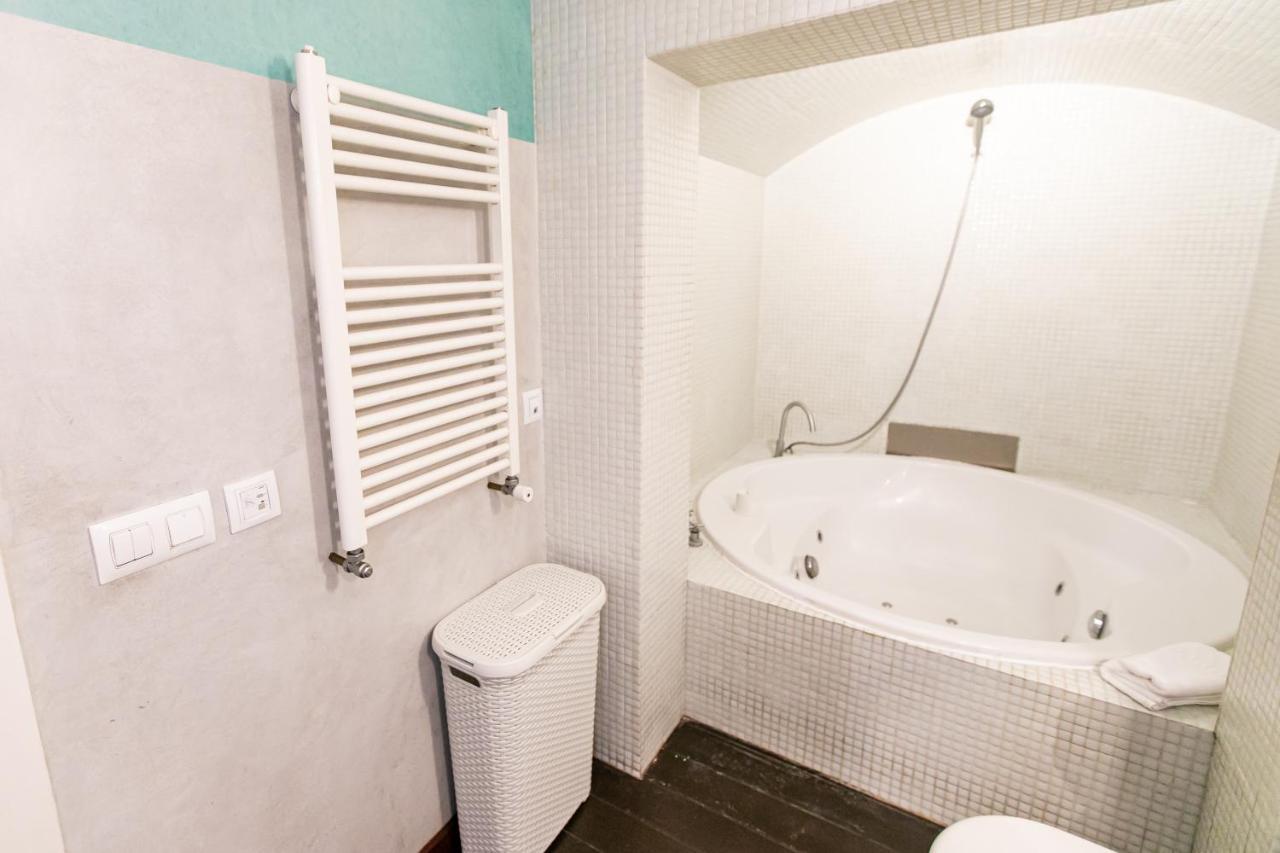 Apartamento 3 Dormitorios En Calle San Vicente. Sevilla Exteriér fotografie