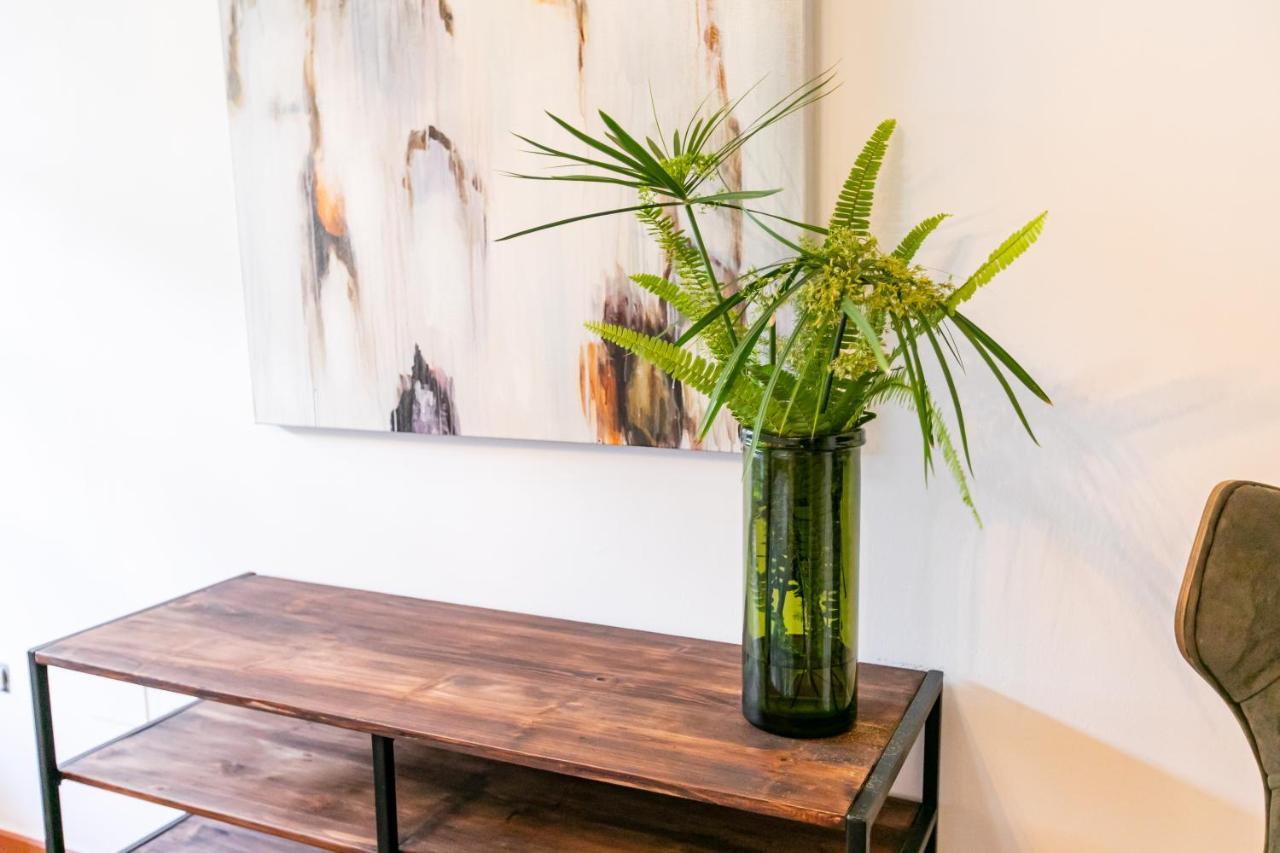 Apartamento 3 Dormitorios En Calle San Vicente. Sevilla Exteriér fotografie