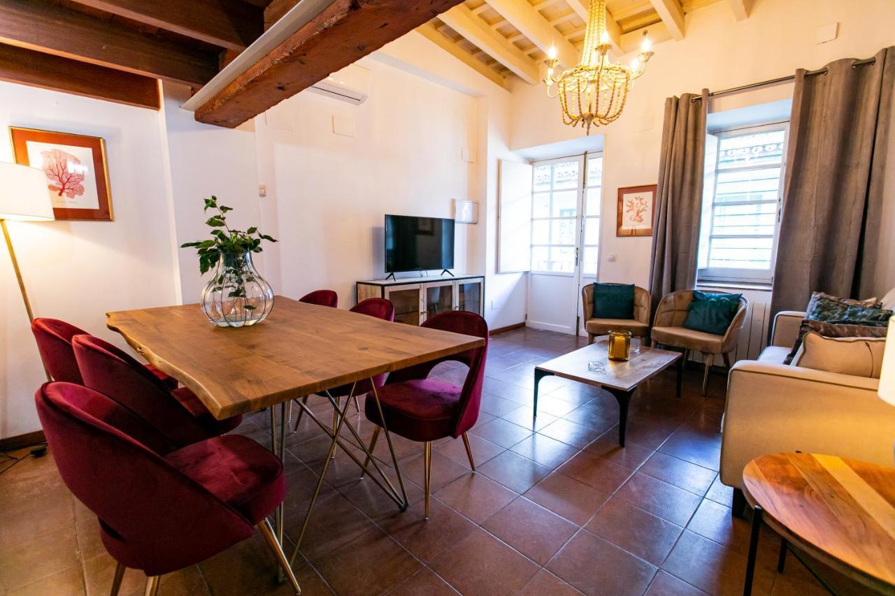 Apartamento 3 Dormitorios En Calle San Vicente. Sevilla Exteriér fotografie