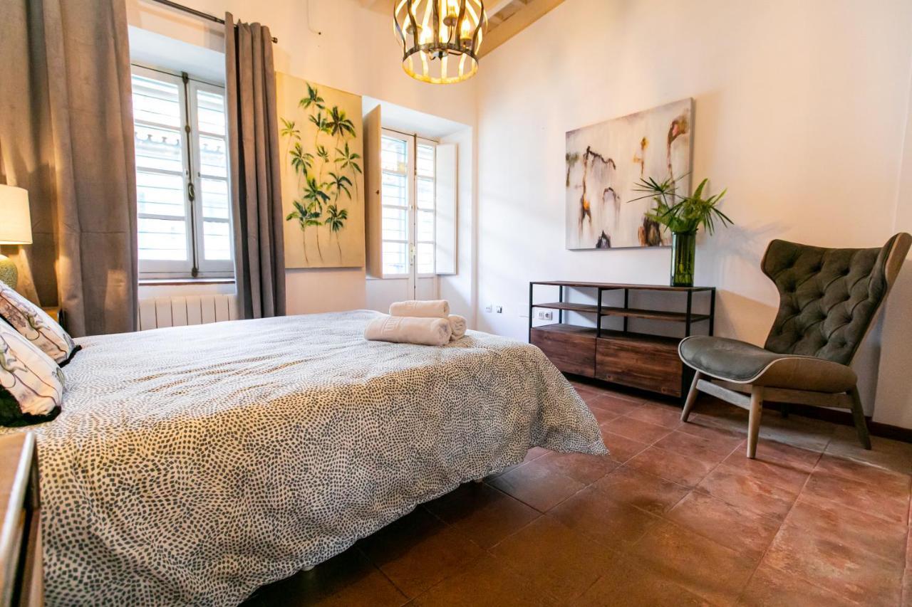 Apartamento 3 Dormitorios En Calle San Vicente. Sevilla Exteriér fotografie